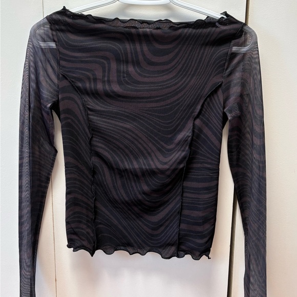NWT Monk + Lou sheer longsleeve top - Picture 4 of 4